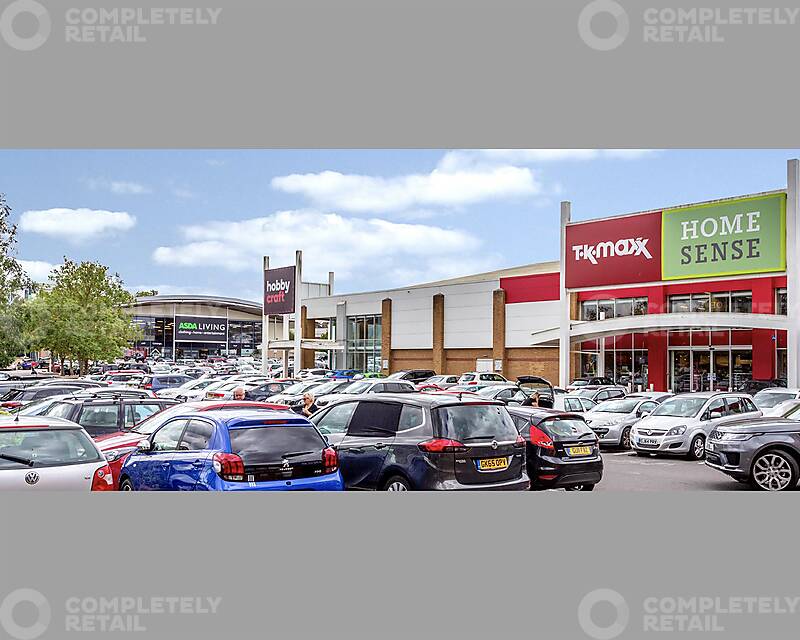 St Peters Wharf Retail Park