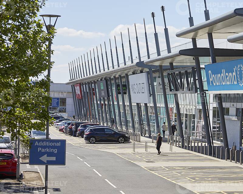 Thurrock Shopping Park, West Thurrock - Picture 2025-06-30-14-39-12