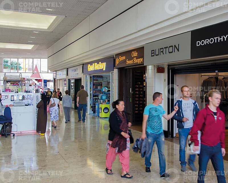 Pentagon Shopping Centre - Picture 15