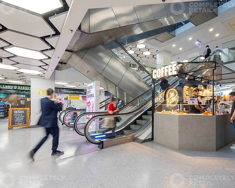 West One Shopping Centre, Greater London - Picture 2024-10-09-15-19-50