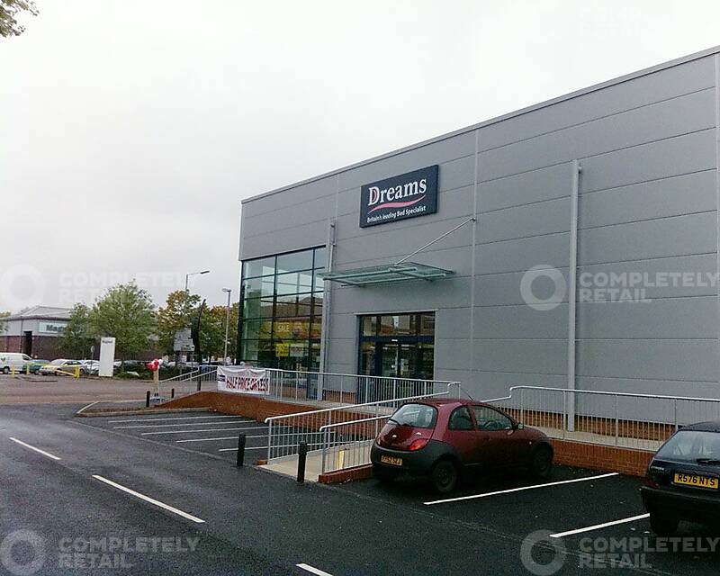 Woodbridge Road Retail Park - Picture 5