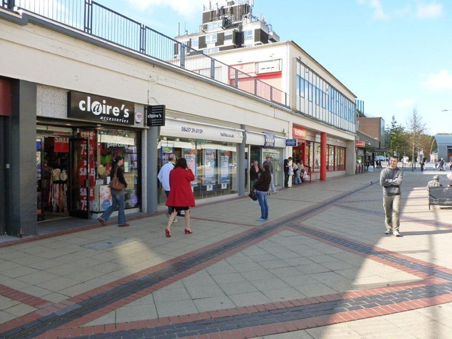 Willow Place & Corby Town Shopping - Picture 11