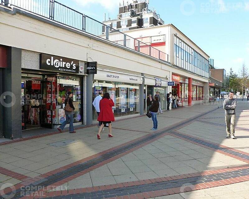 Willow Place & Corby Town Shopping - Picture 11