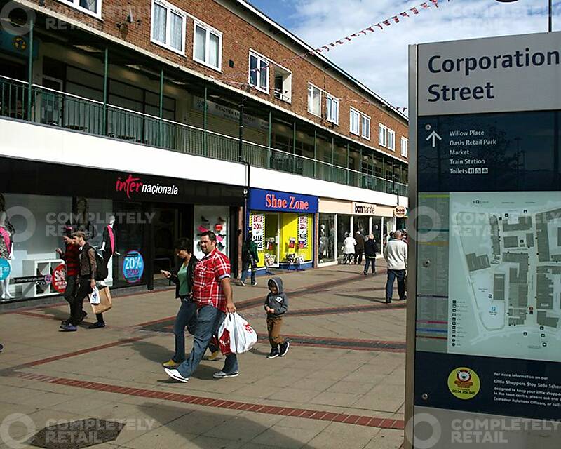 Willow Place & Corby Town Shopping - Picture 15