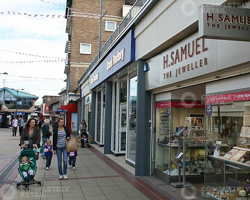 Willow Place & Corby Town Shopping - Picture 18