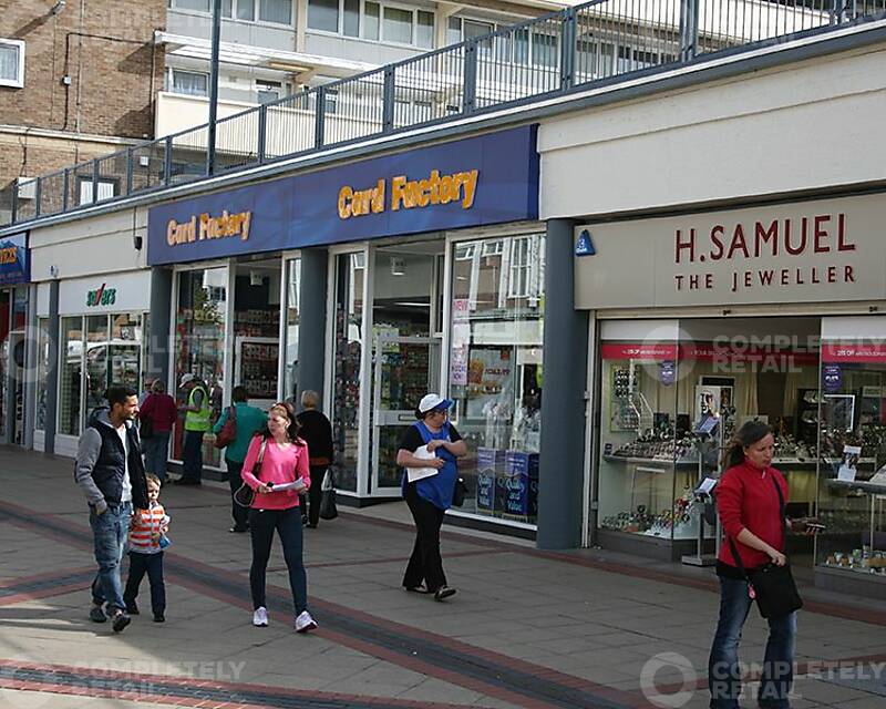 Willow Place & Corby Town Shopping - Picture 21