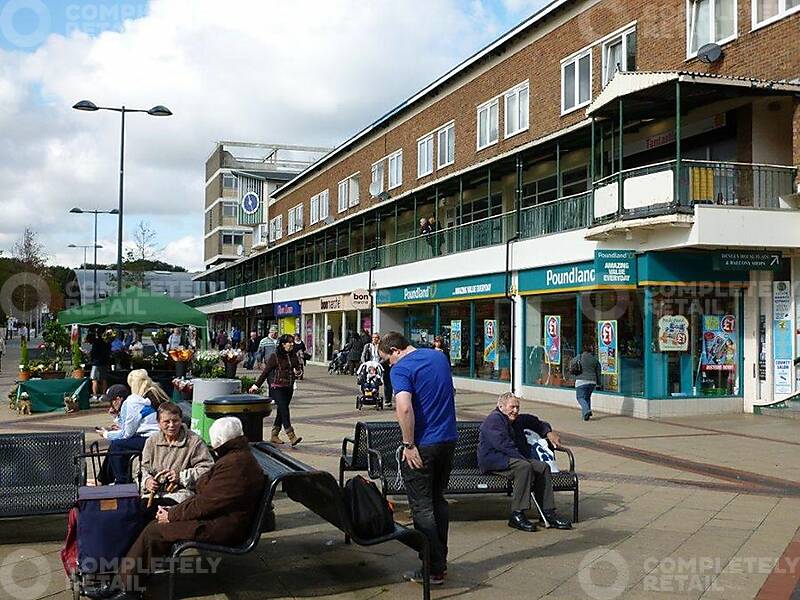 Willow Place & Corby Town Shopping - Picture 9