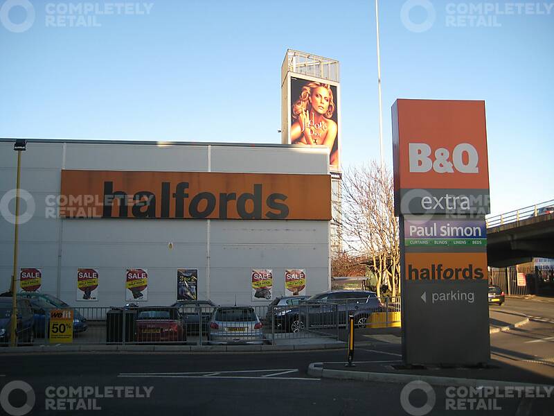 Halfords / Tapi Carpets