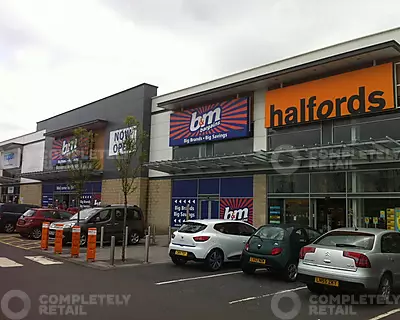 Parc Pemberton Retail Park, Llanelli