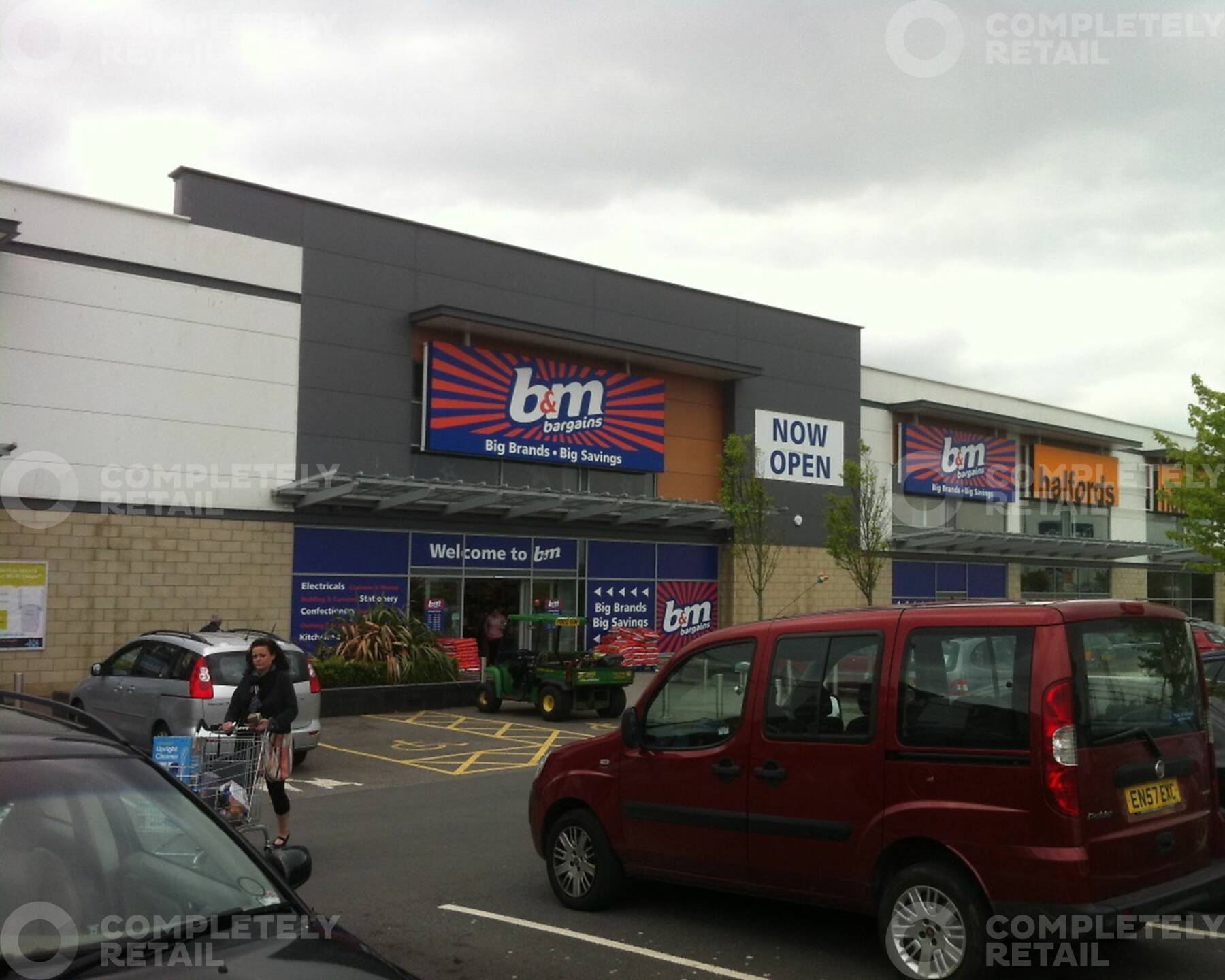Parc Pemberton Retail Park