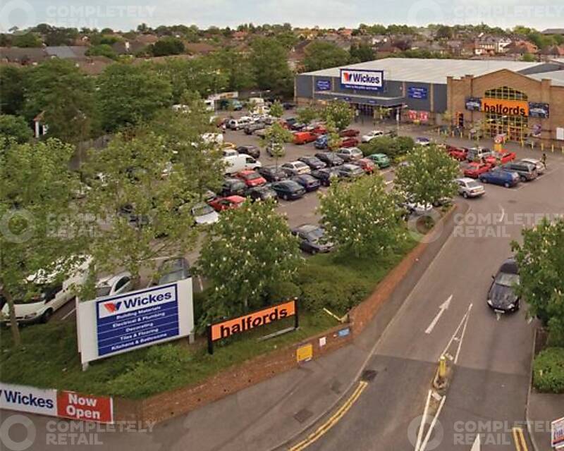 Harefield Road - Wickes - Picture 1