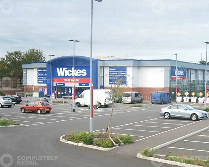 Cryalls Lane - Wickes - Picture 2