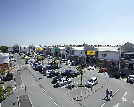 Central 12 Shopping Park