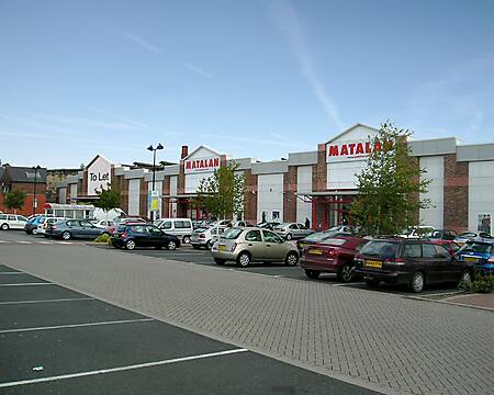 Station Road Retail Park